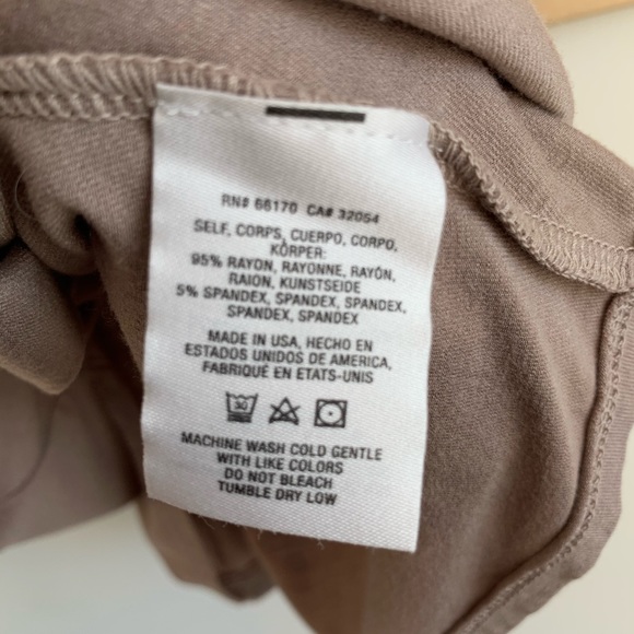 [SOLD] Anthropologie Michael Stars Sleevess Top - Picture 10 of 10